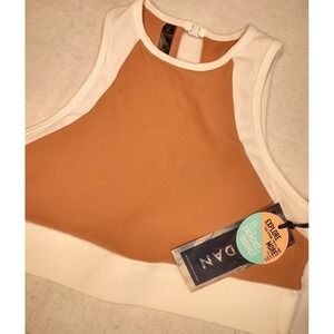 NWT Kyodan Sports Bra Athletic Tank‎ Size Medium, Peach With Back Cutout Detail